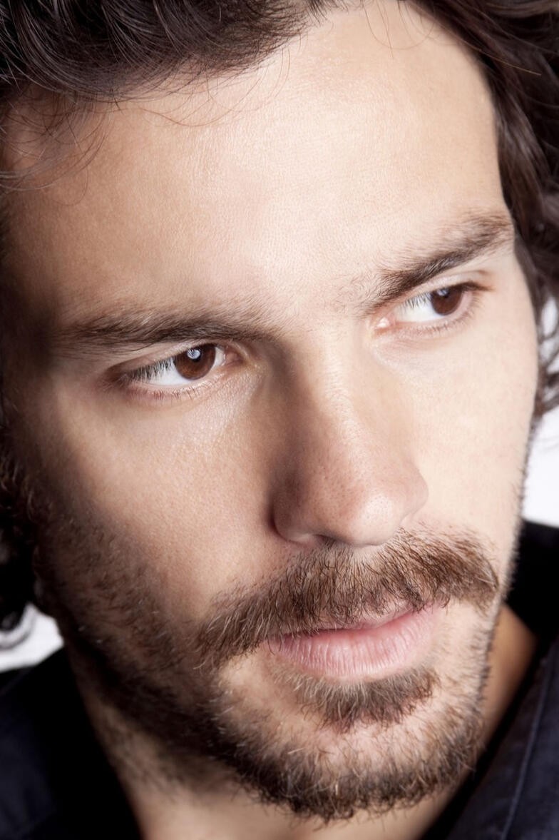Santiago Cabrera Santiago Cabrera