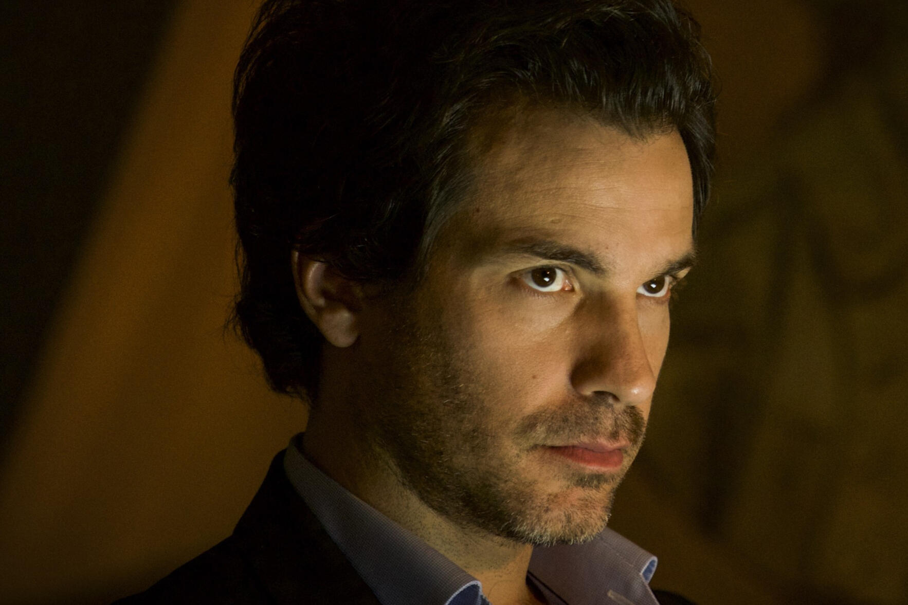 Santiago Cabrera
